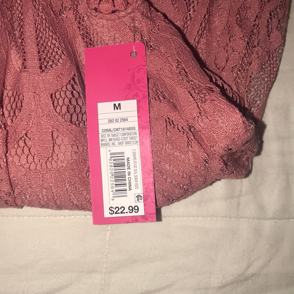 Lace Tank - Picture 5 of 5